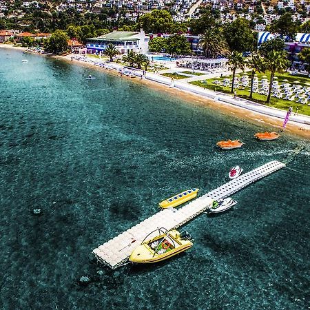 Club Blue White All Inclusive Тургутрейс Екстер'єр фото