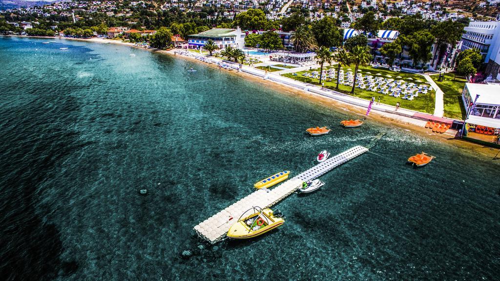 Club Blue White All Inclusive Тургутрейс Екстер'єр фото