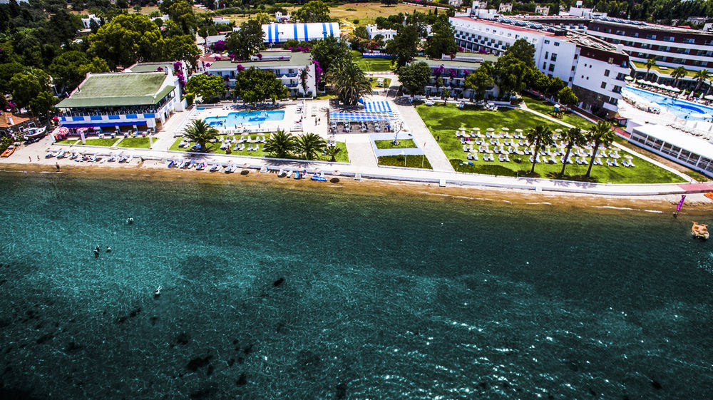 Club Blue White All Inclusive Тургутрейс Екстер'єр фото